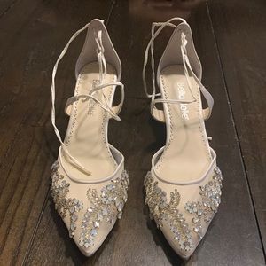 Bella Belle Frances in ivory. 6.5